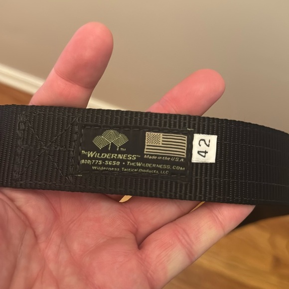 Wilderness instructor Belt, item is in like new condition worn once maybe size42 - Picture 1 of 5